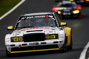 HWA EVO.R: Eine Legende kehrt zurück: Baby-Benz mit Biss: Generalprobe beim 4-Sundenrennen am Nürburgring geglückt - teilweise!