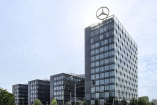 Mercedes-Benz Vertrieb Deutschland: Neue Zentrale in Berlin : Ab Mitte Juli beziehen 1.200 Mitarbeiter den modernen
Bürokomplex