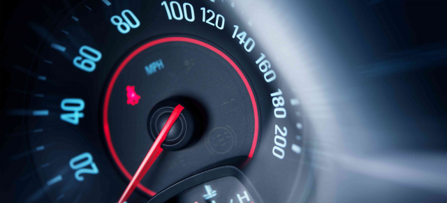 Bundestag  lehnt den Antrag der Grünen ab: Abgelehnt: Kein Tempolimit auf Autobahnen!