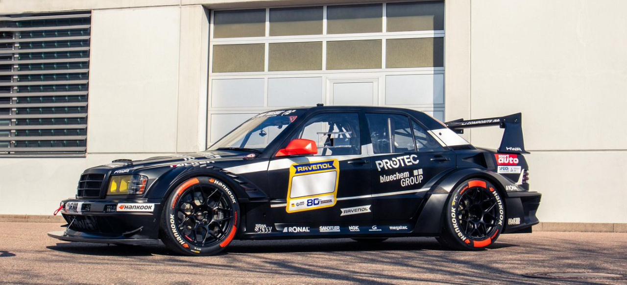 HWA testet den EVO.R auf der Nordschleife: HWA greift mit dem EVO.R beim 24 Stundenrennen am Ring an