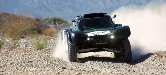 Rally Dakar 2010, 15. Jan. Stage 13:  Von San Rafael nach Santa Rosa: Die heutige Stage der Rally Dakar ist vorentscheidend. Ellen Lohr und Jörg Sand - unterwegs in einer Mercedes R-Klasse - sind Sainz und Co. dicht auf den Fersen