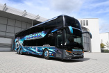 Setra Doppelstockbus in außergewöhnlichem Look: Ein göttlicher Setra zum 50. Firmenjubiläum